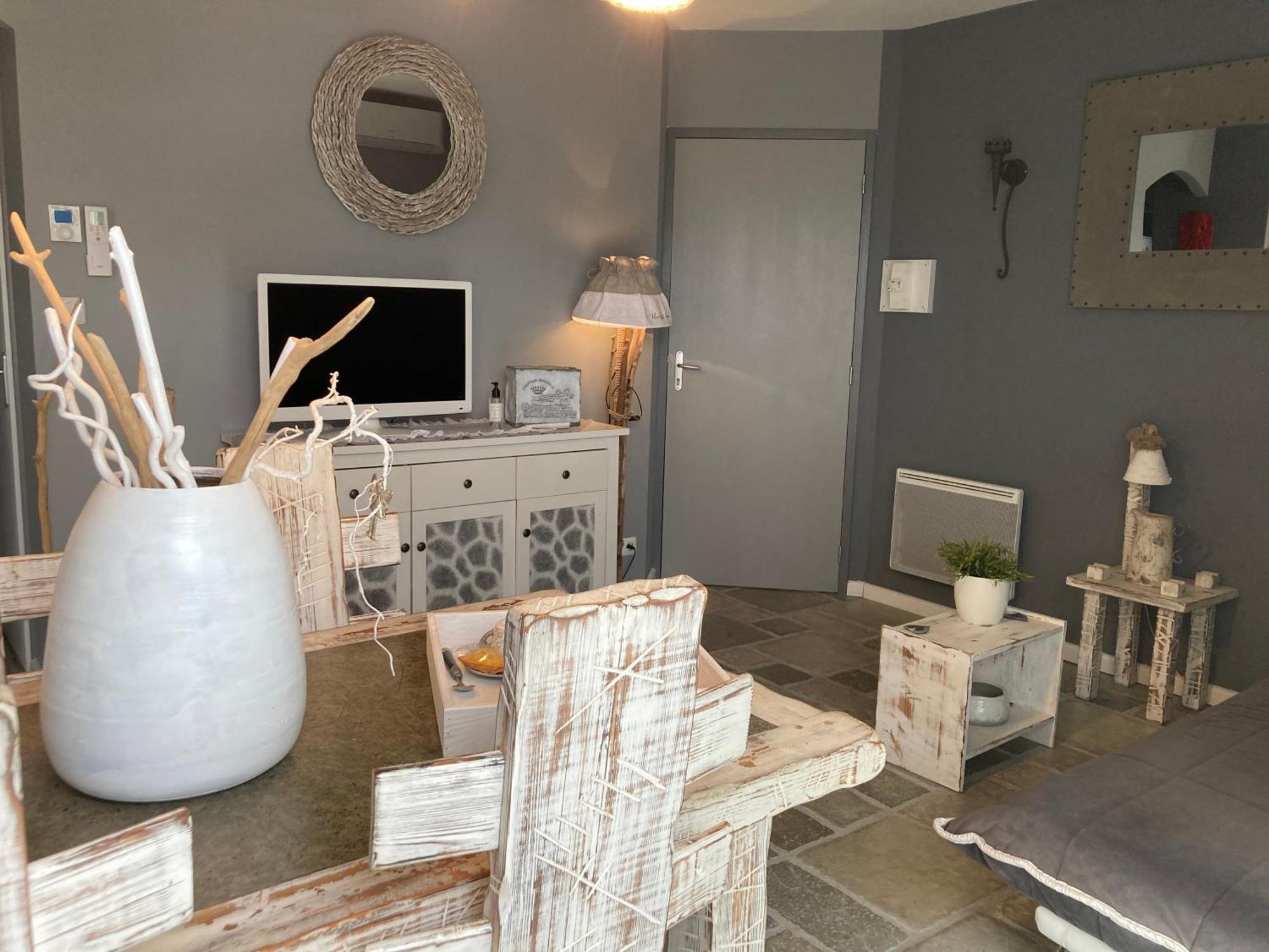 Les Cottages du Bassin d'Arcachon: Charming Retreats with Optional Breakfast Gujan-Mestras Exterior photo