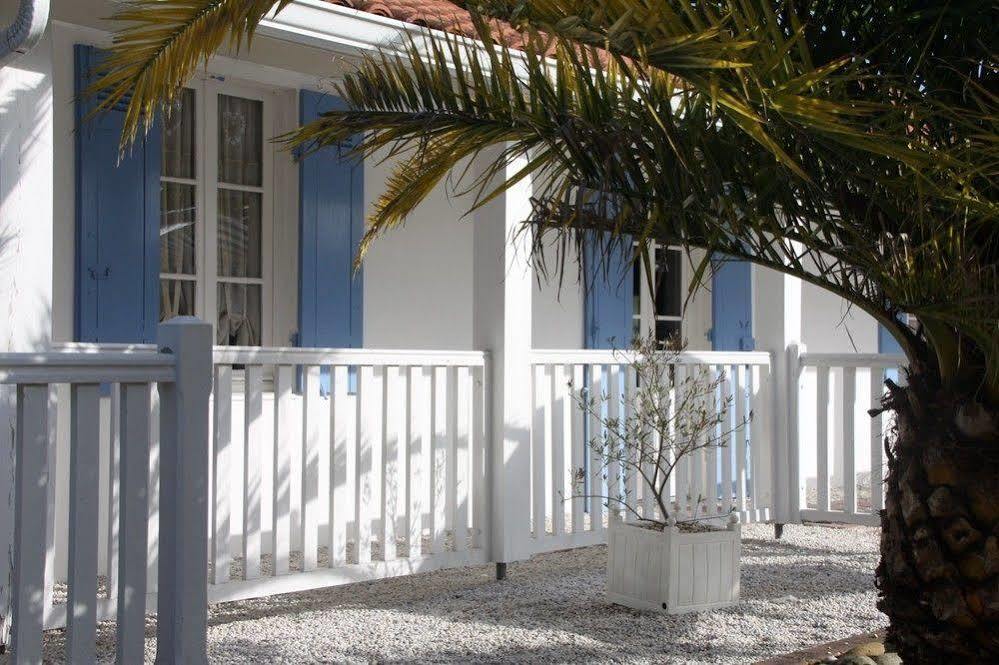 Les Cottages du Bassin d'Arcachon: Charming Retreats with Optional Breakfast Gujan-Mestras Exterior photo